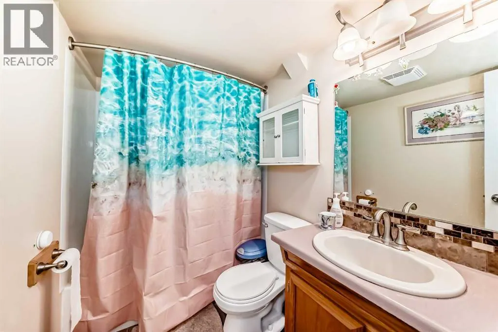 53 Redstone Villas NE