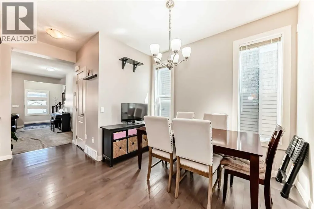 53 Redstone Villas NE