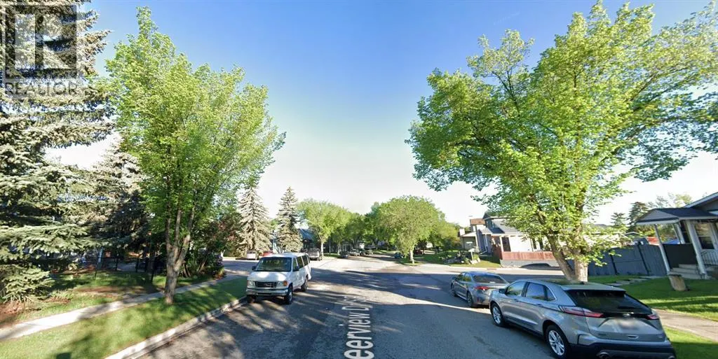 259 Deerview Drive SE