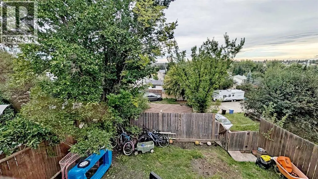 259 Deerview Drive SE