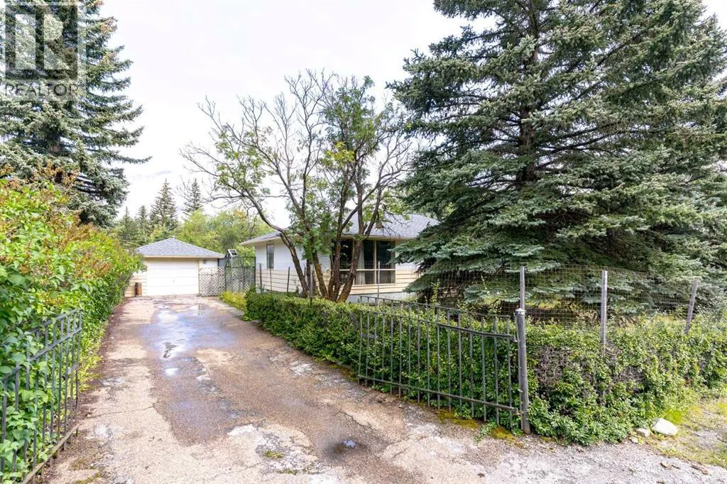 125 Rainbow Avenue