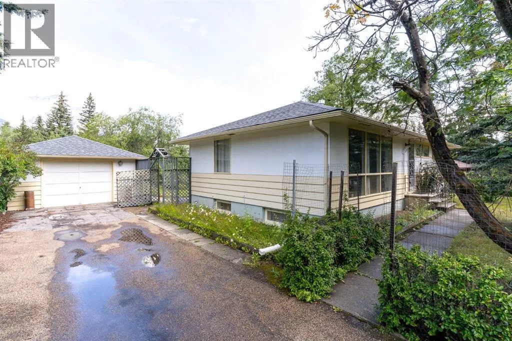 125 Rainbow Avenue