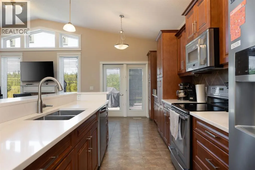 457 Walnut Crescent