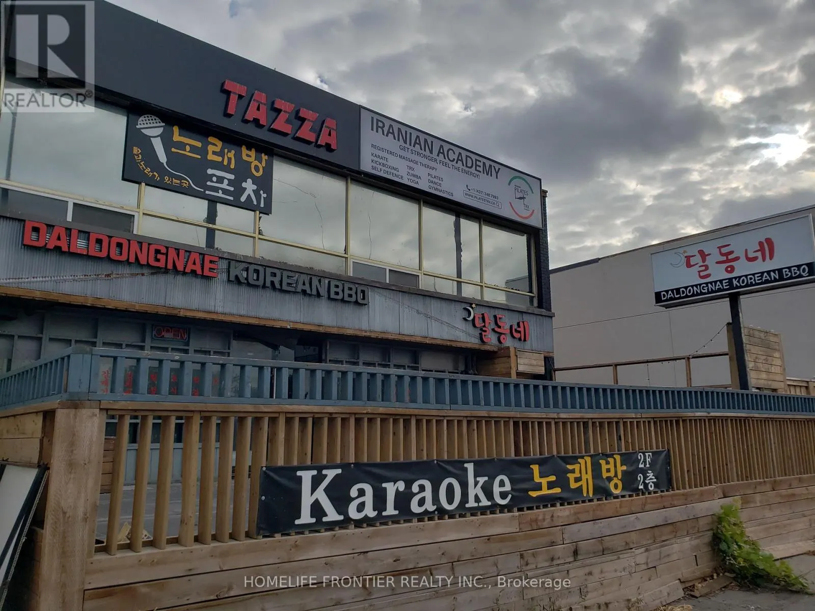 6347 YONGE STREET