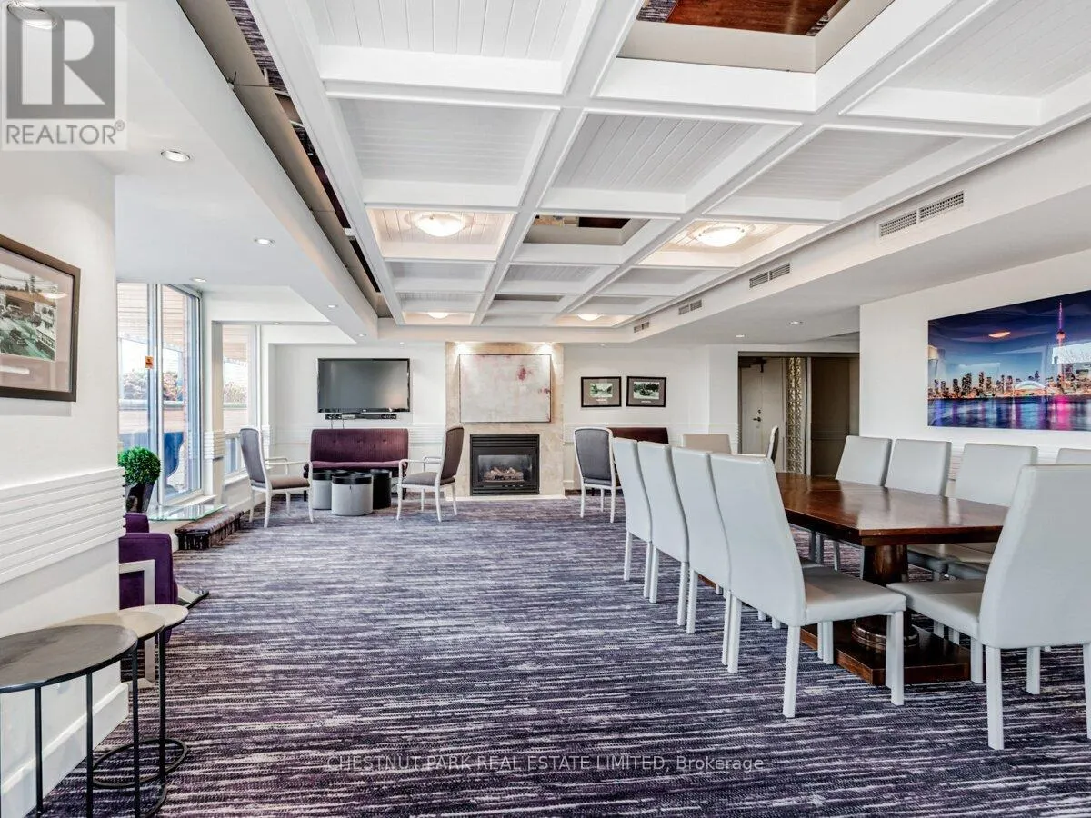 405 - 2727 YONGE STREET