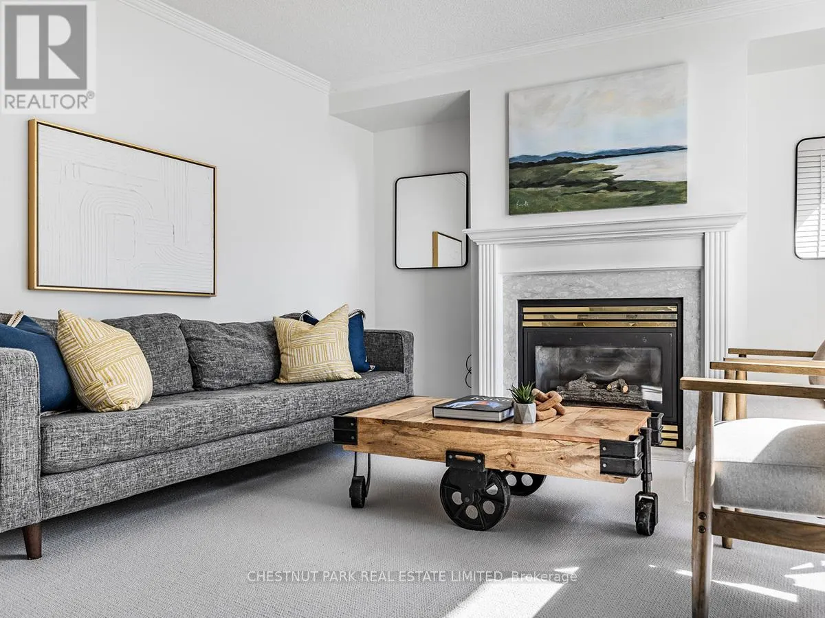 405 - 2727 YONGE STREET