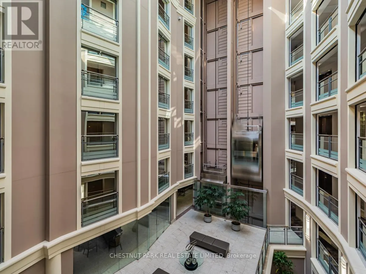 405 - 2727 YONGE STREET