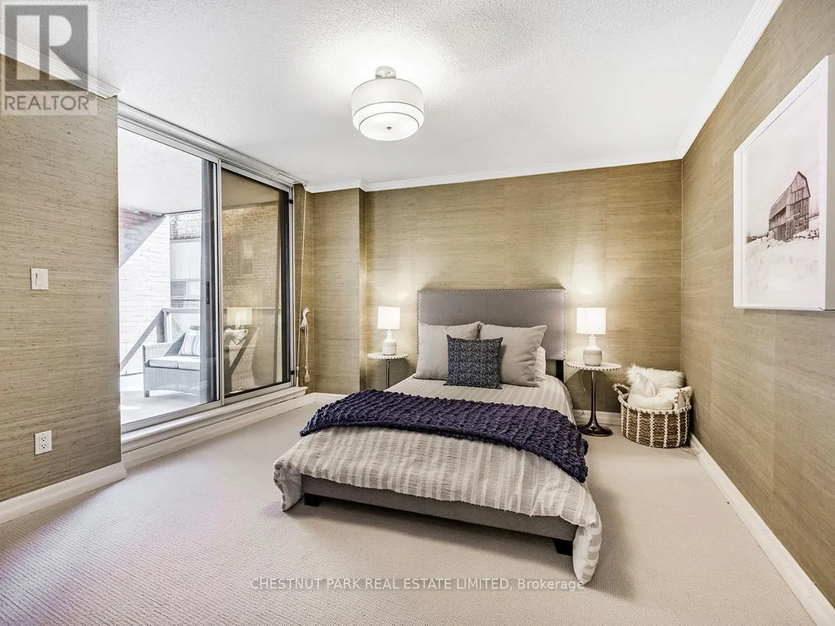 405 - 2727 YONGE STREET