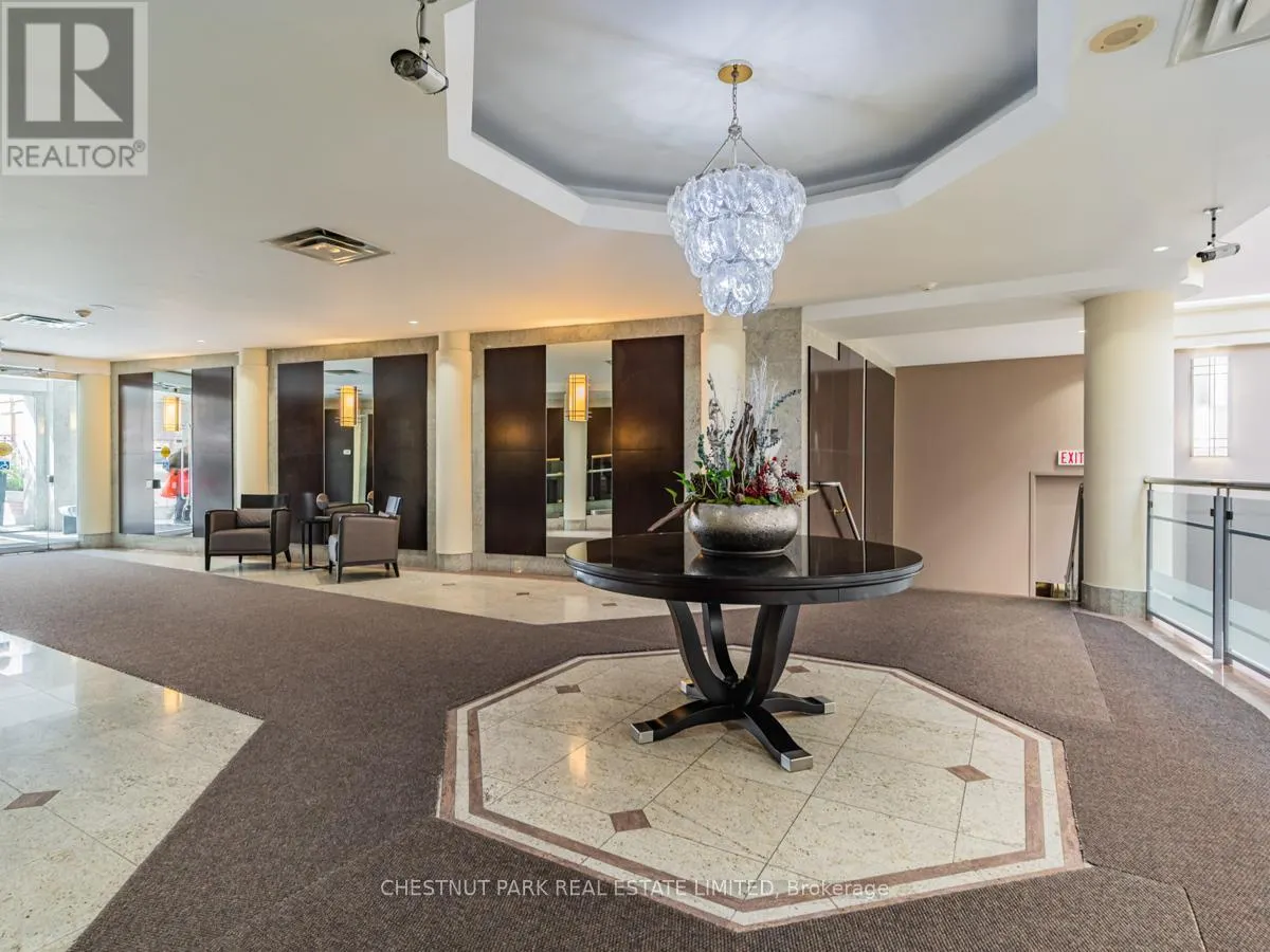 405 - 2727 YONGE STREET