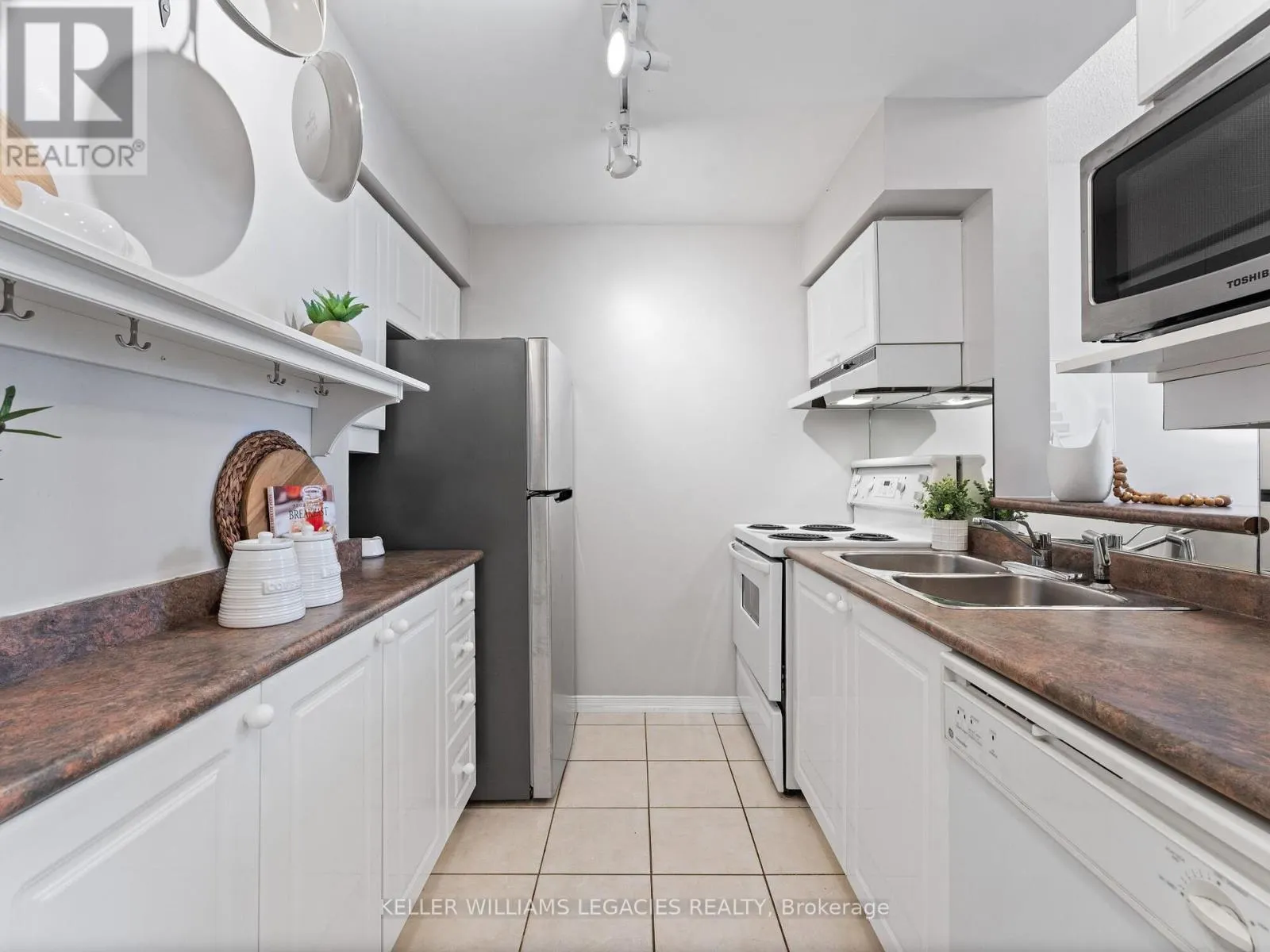 307 - 39 JARVIS STREET