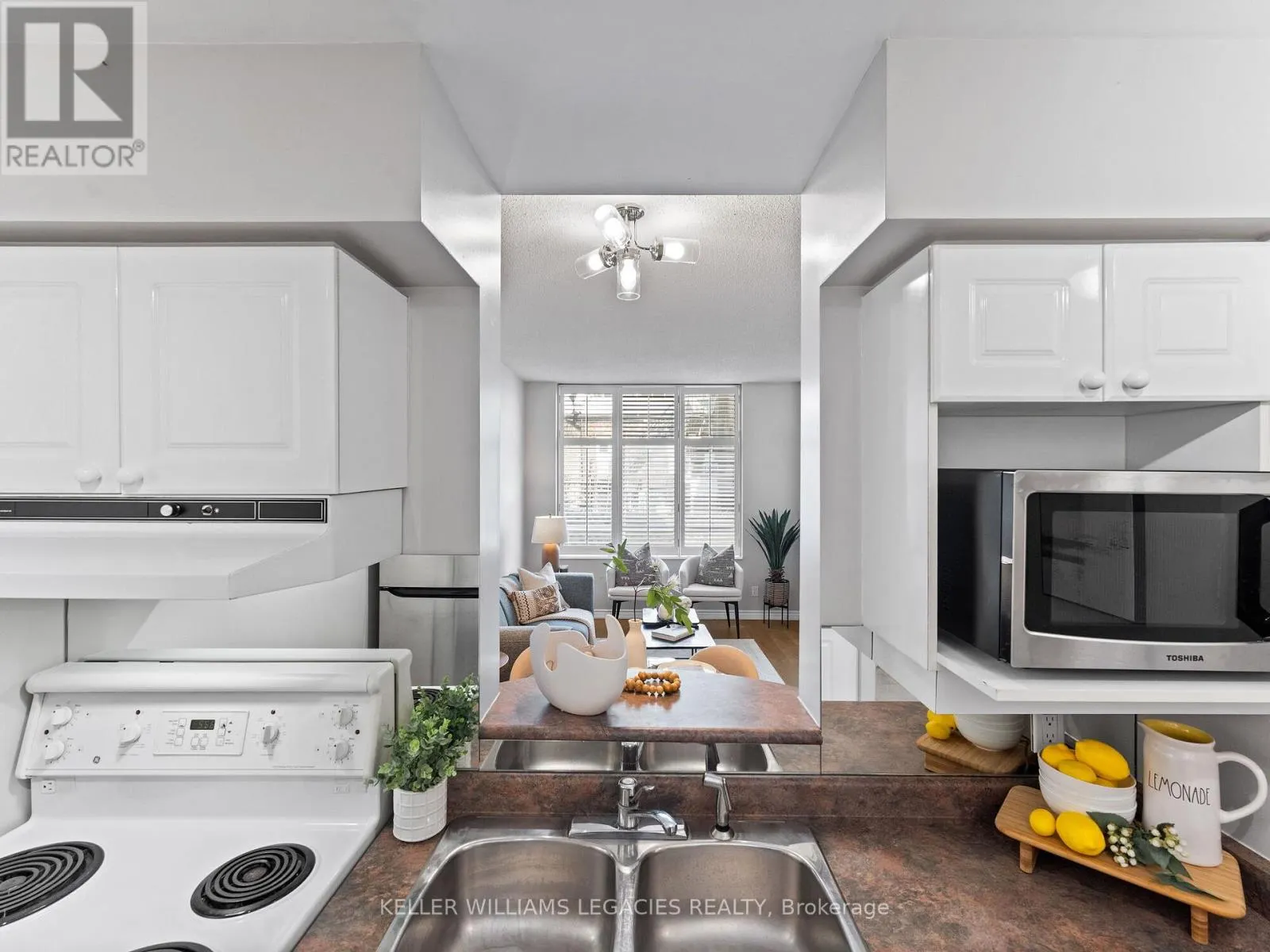 307 - 39 JARVIS STREET