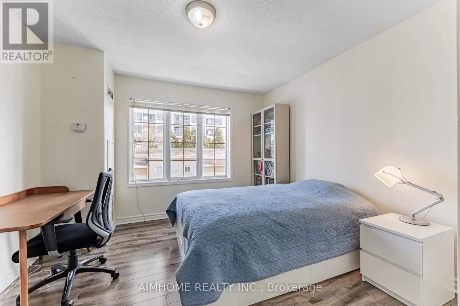 GV217 - 17 BARBERRY PLACE