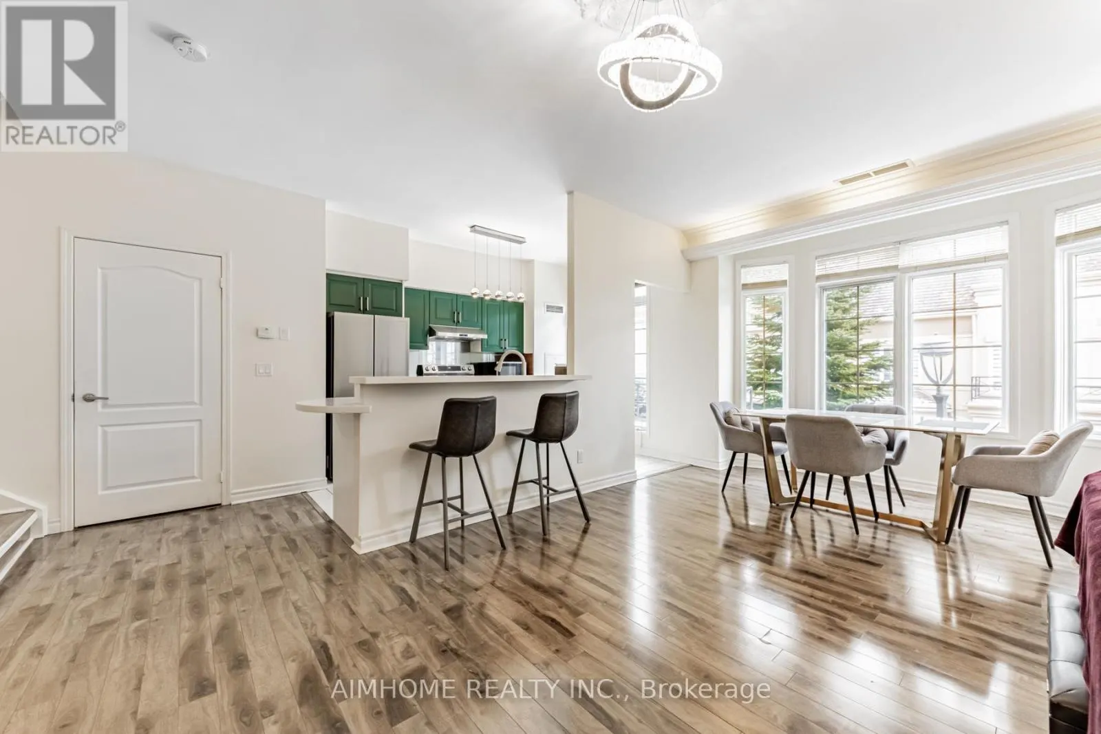 GV217 - 17 BARBERRY PLACE