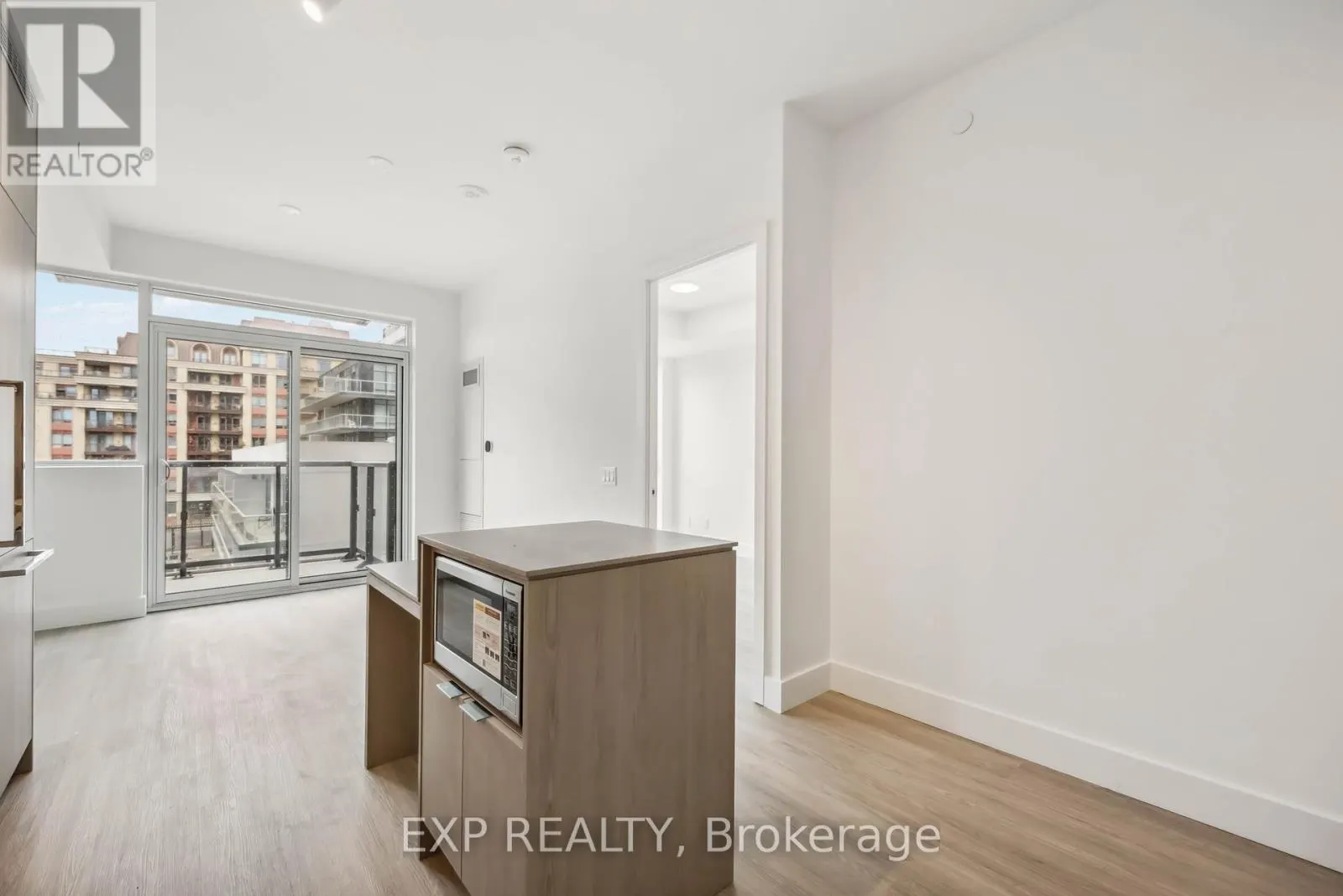 309 - 625 SHEPPARD AVENUE E