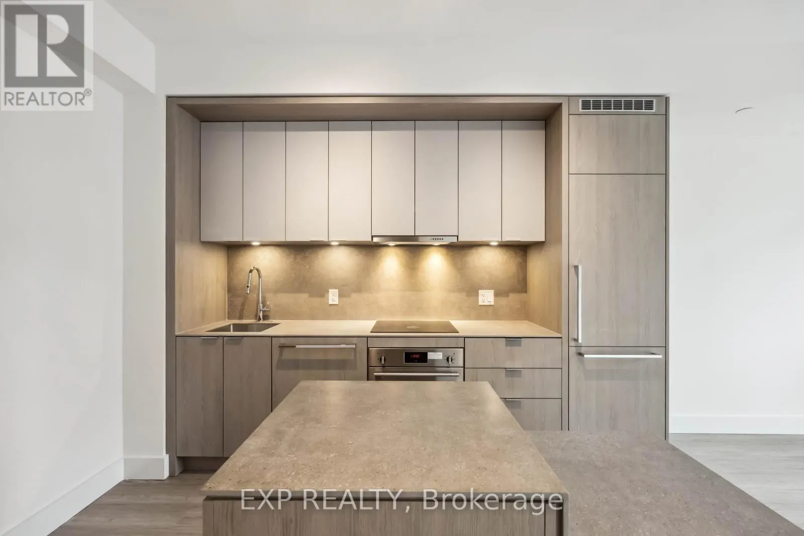 309 - 625 SHEPPARD AVENUE E