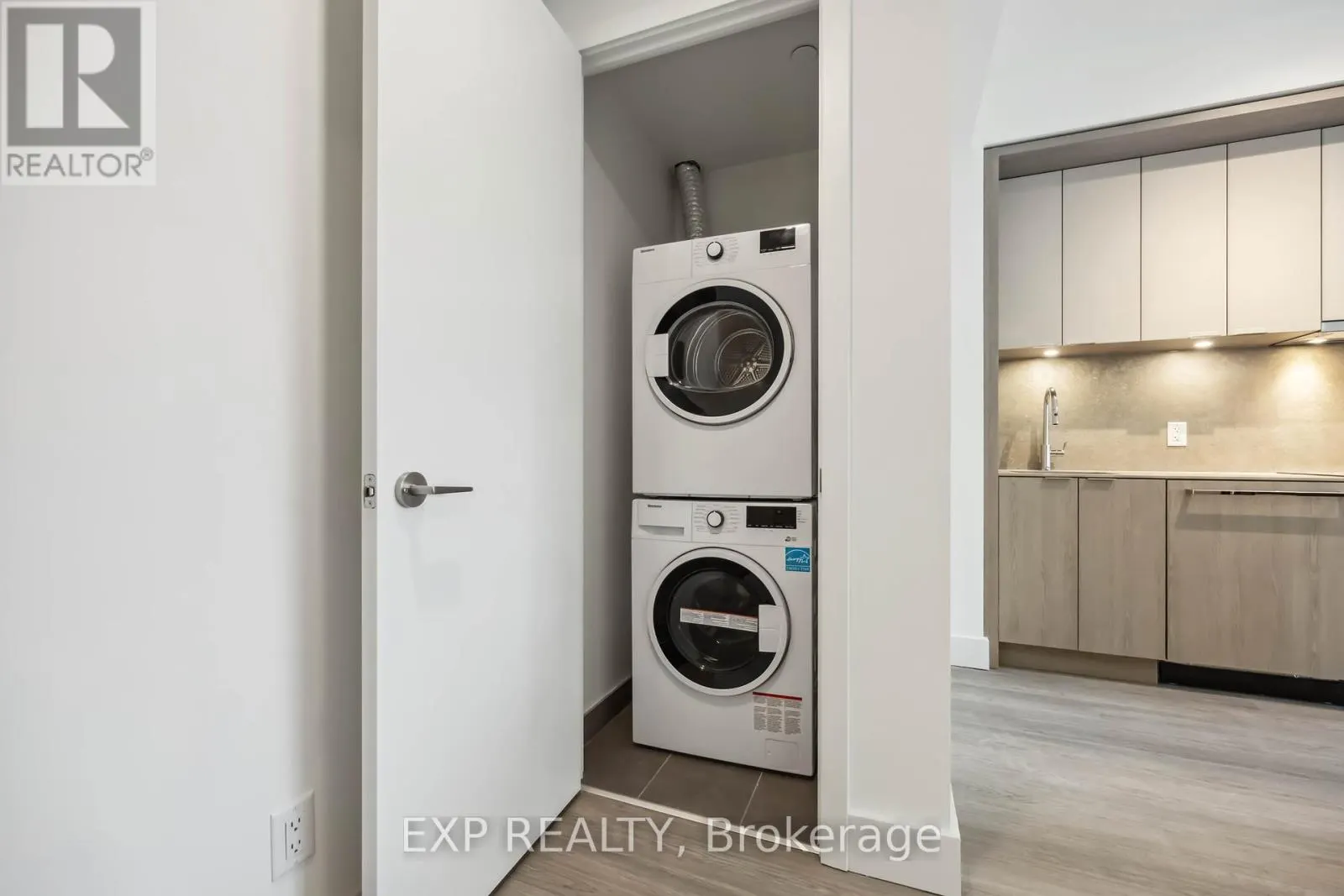 309 - 625 SHEPPARD AVENUE E