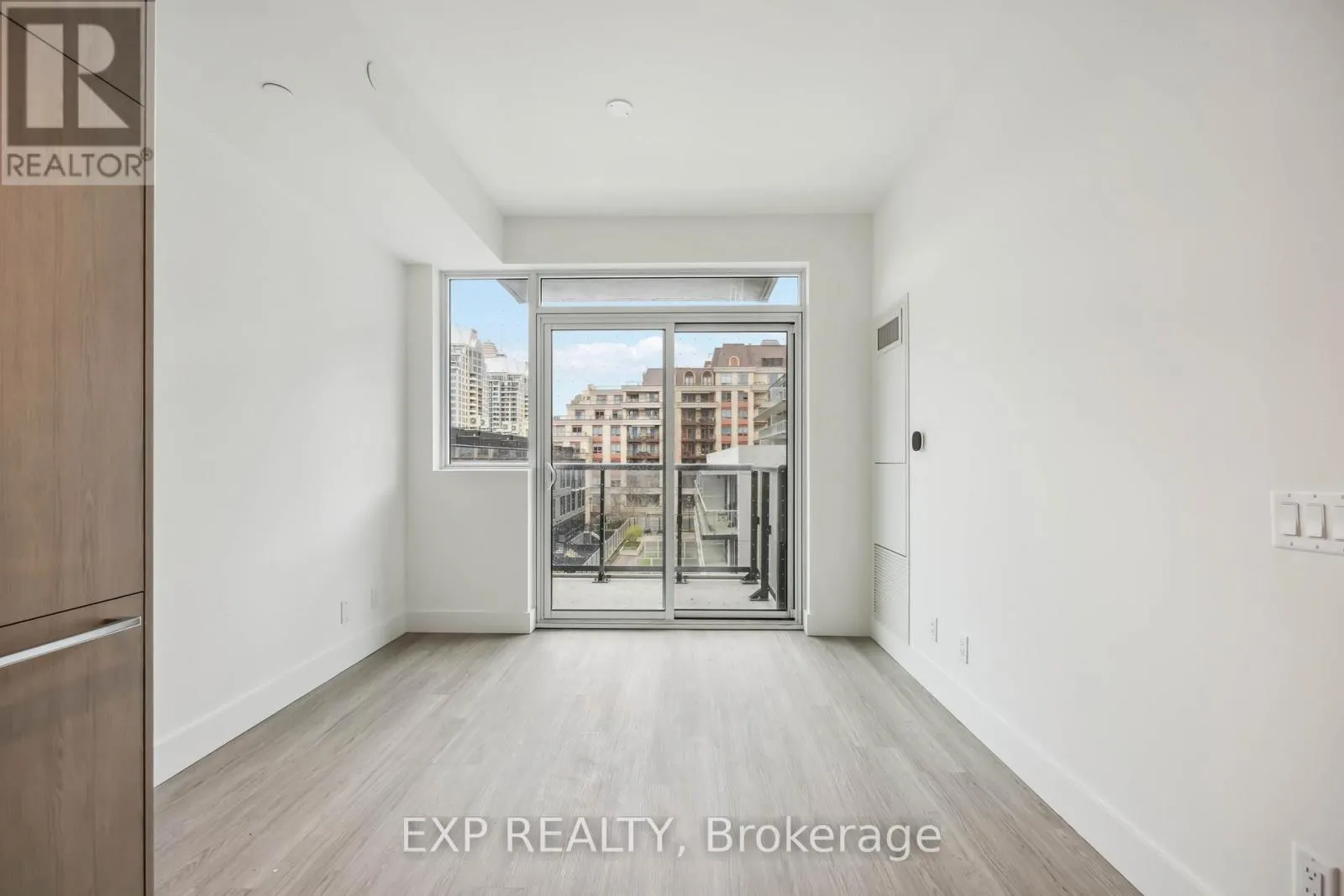 309 - 625 SHEPPARD AVENUE E
