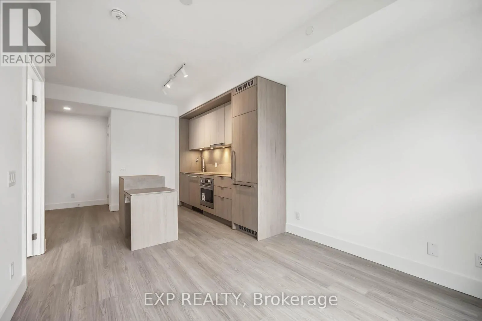 309 - 625 SHEPPARD AVENUE E