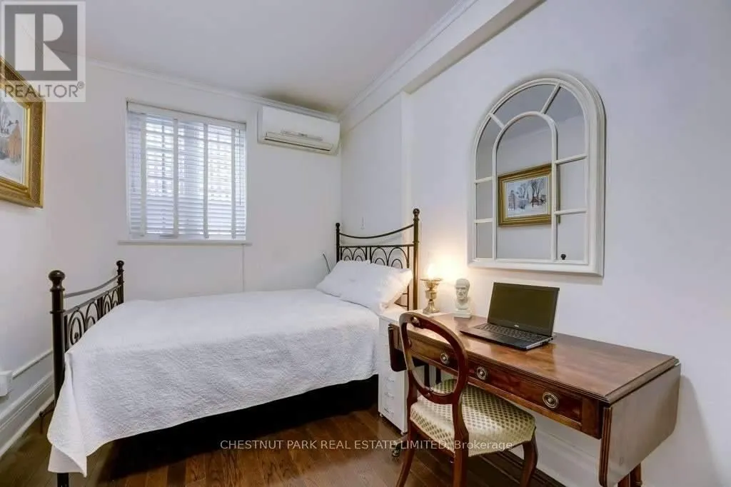 105A - 150 ST CLAIR AVENUE W