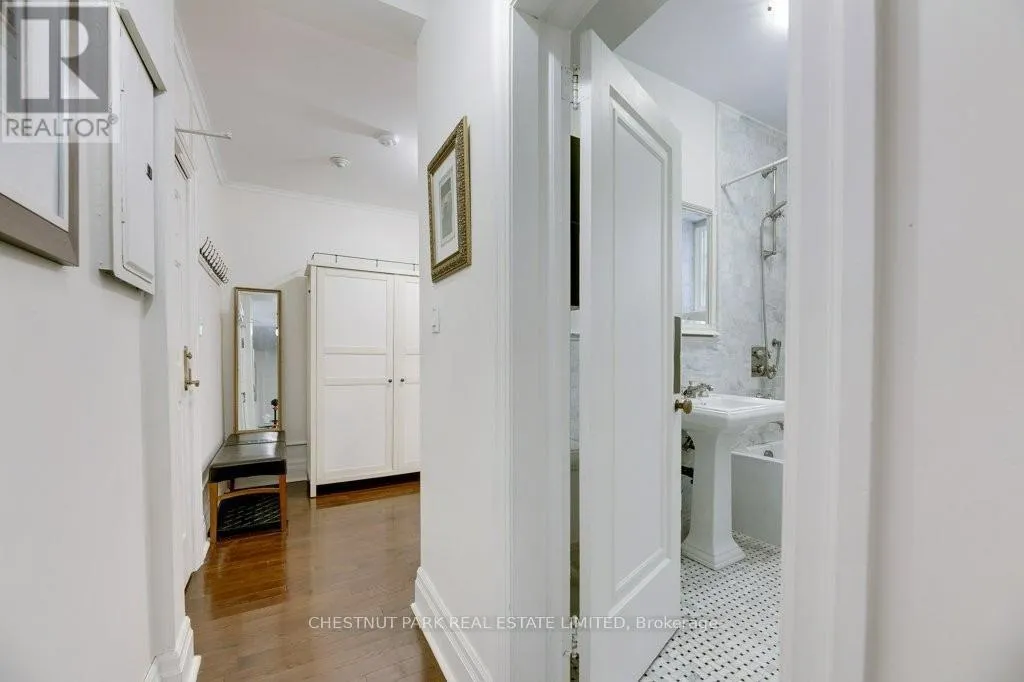 105A - 150 ST CLAIR AVENUE W