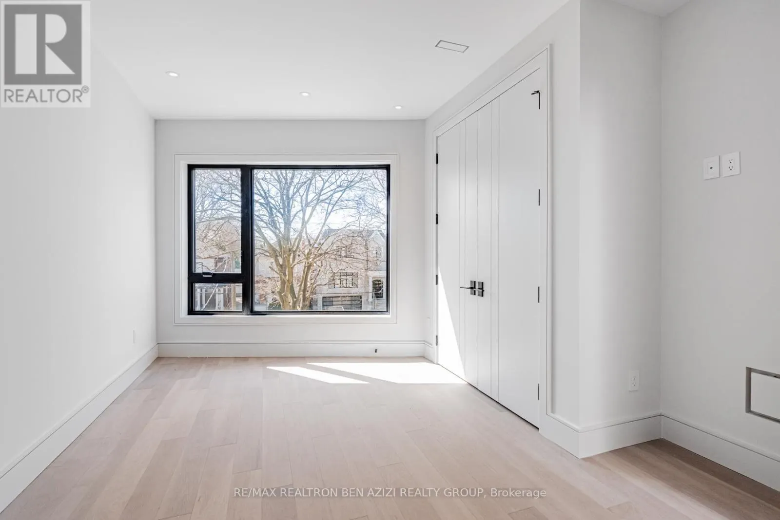19 RIDLEY BOULEVARD