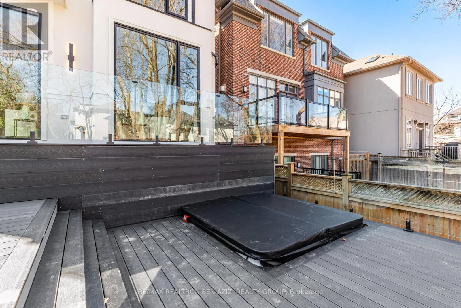 19 RIDLEY BOULEVARD