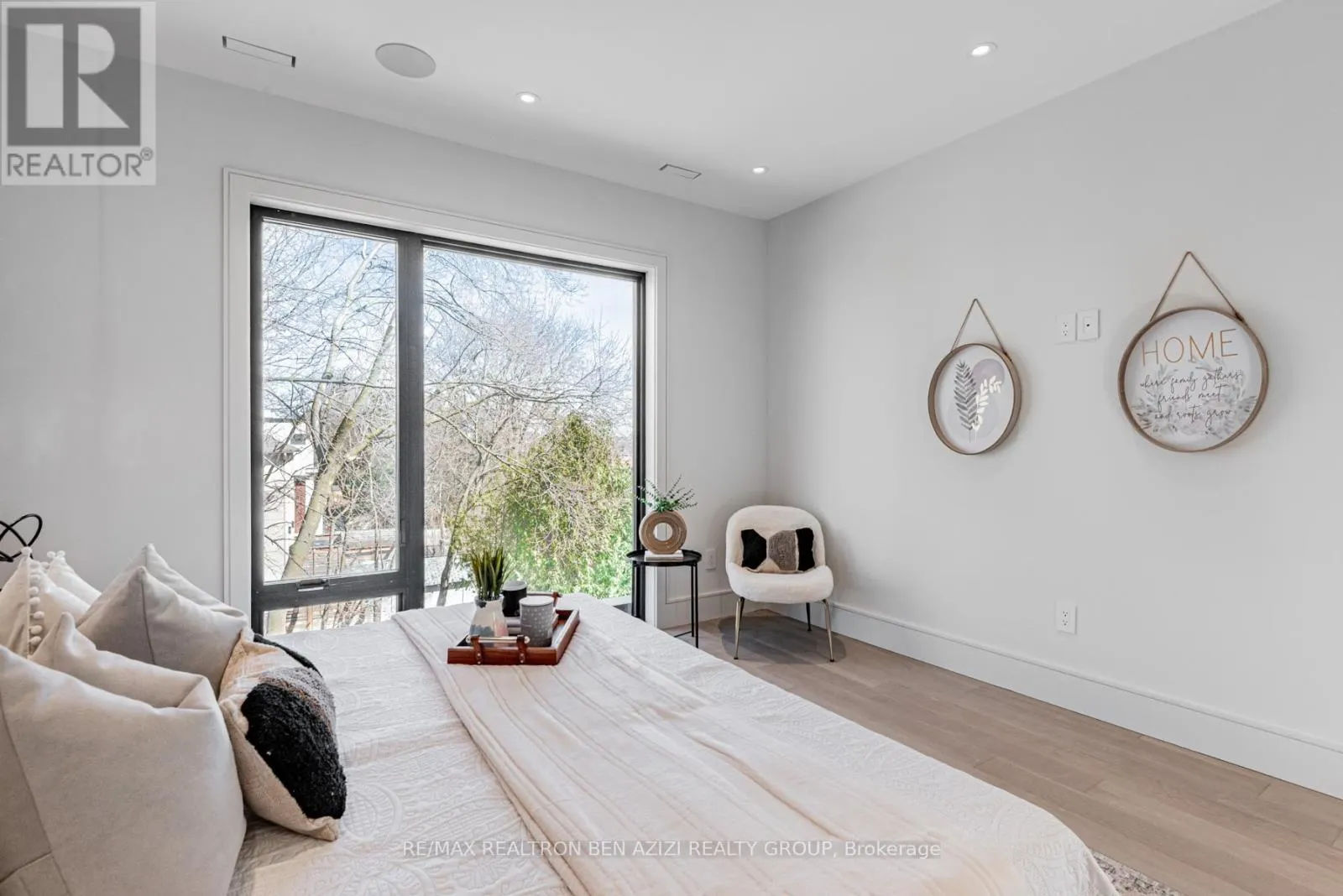 19 RIDLEY BOULEVARD