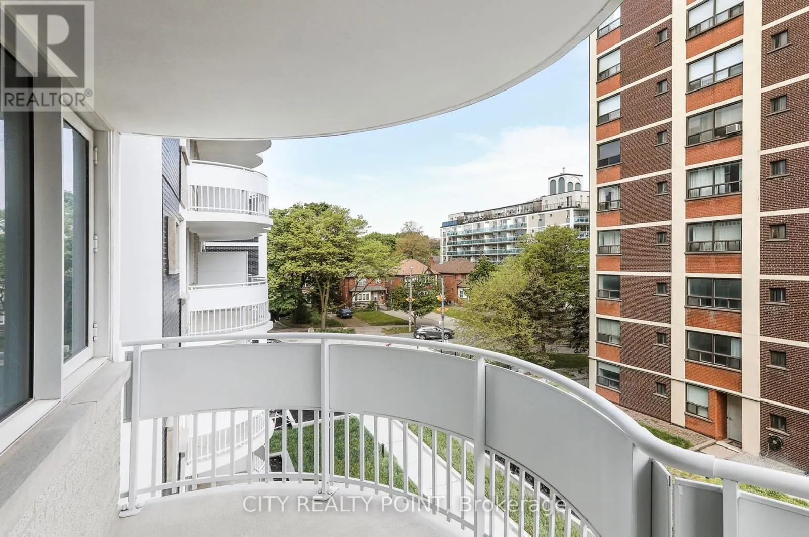 207 - 11 WALMER ROAD