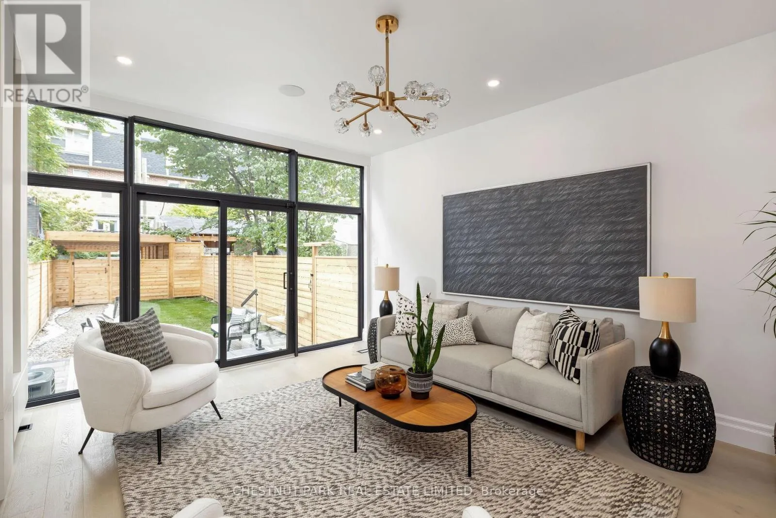 112 GIVINS STREET
