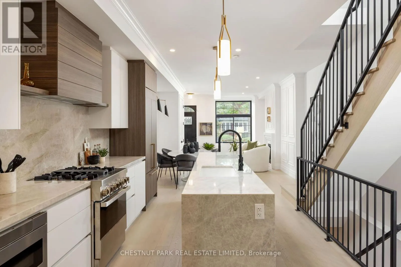 112 GIVINS STREET