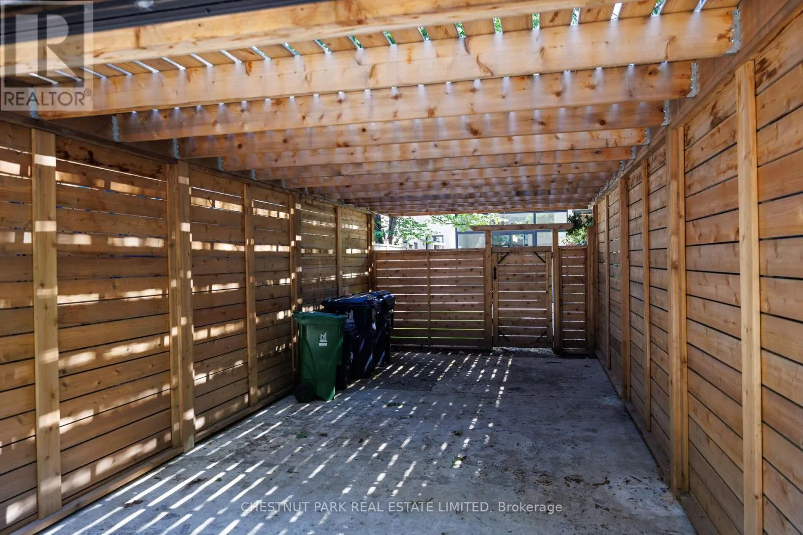 112 GIVINS STREET