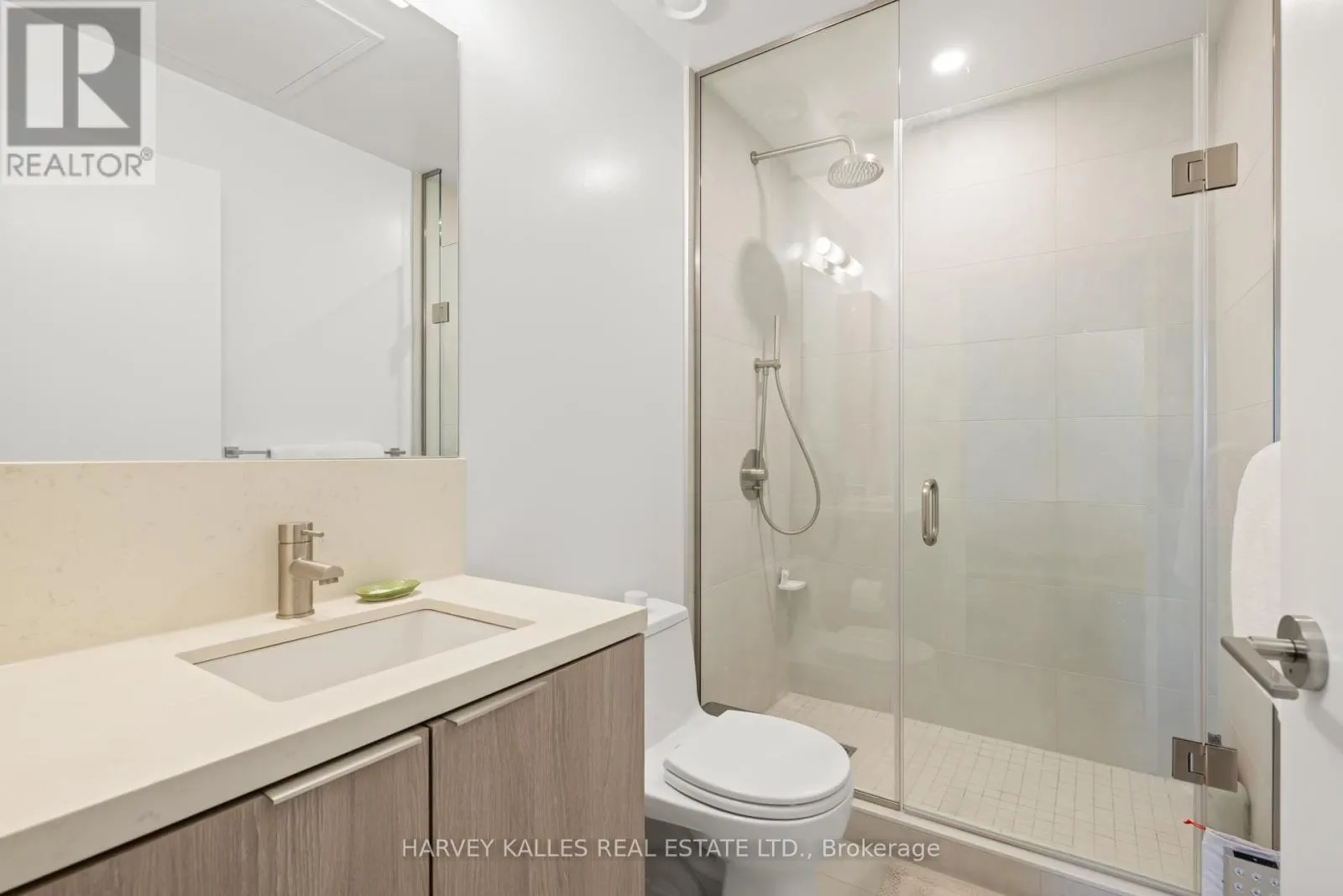 1602 - 2020 BATHURST STREET