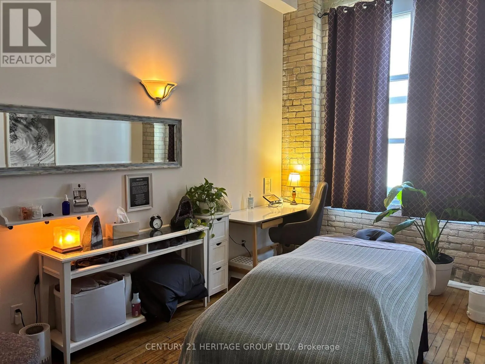 103 - 174 SPADINA AVENUE