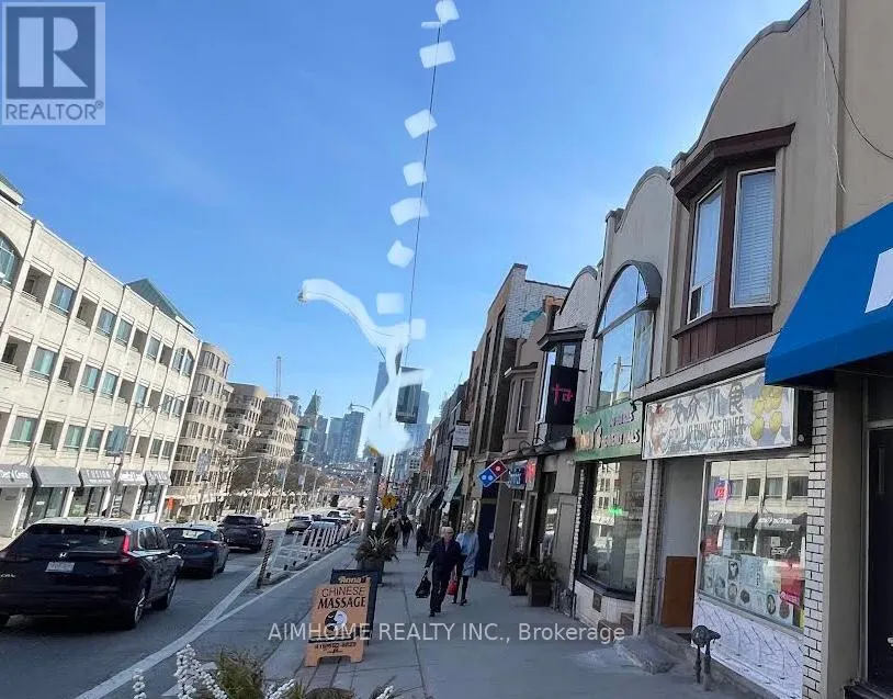 1280 YONGE STREET W