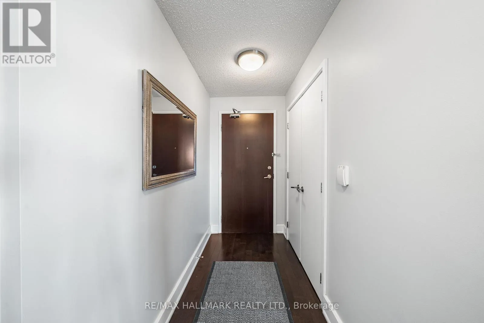 708 - 676 SHEPPARD AVENUE E