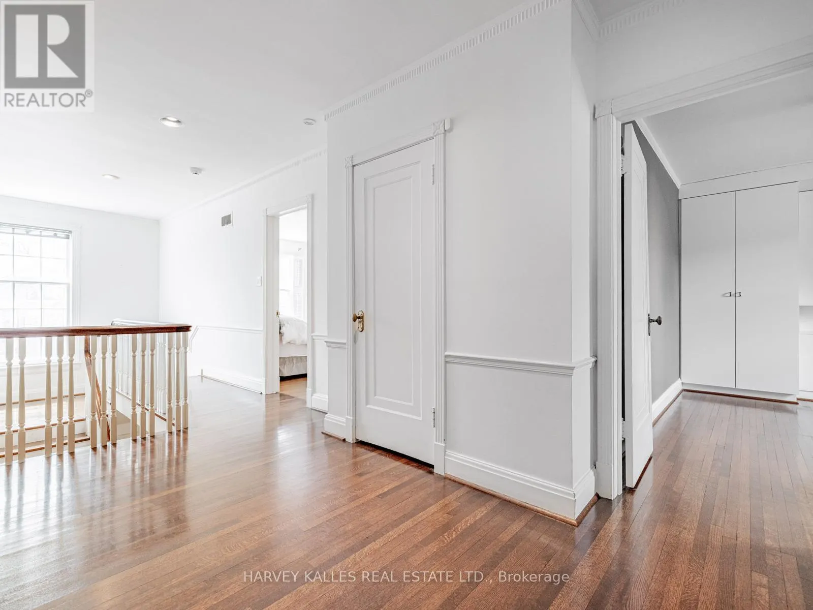 2 SILVERWOOD AVENUE