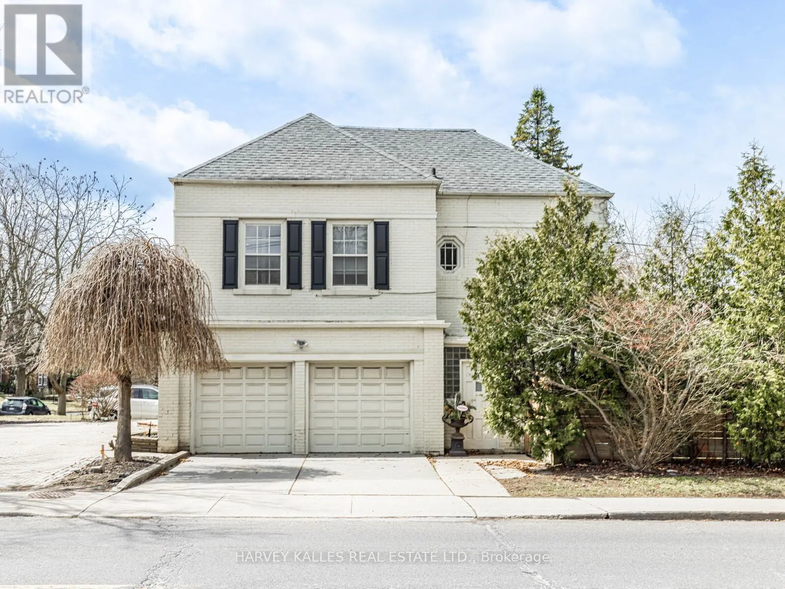 2 SILVERWOOD AVENUE