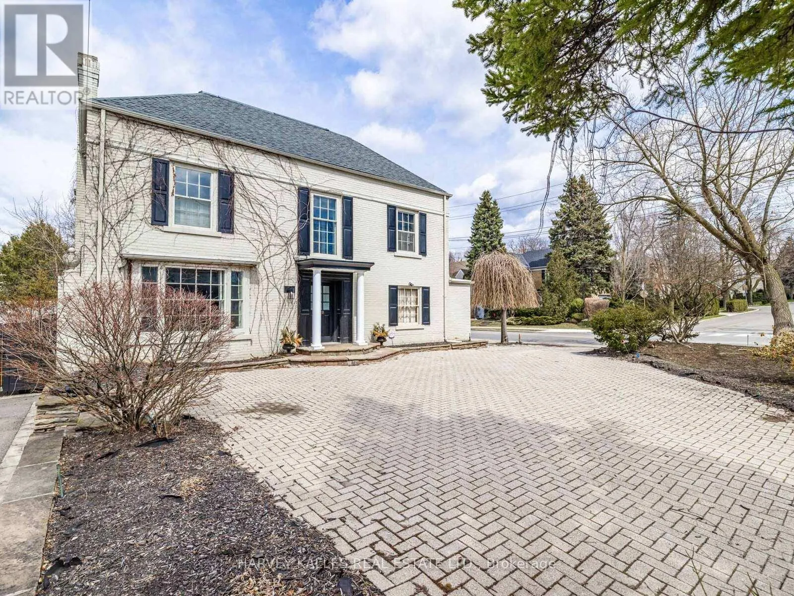2 SILVERWOOD AVENUE