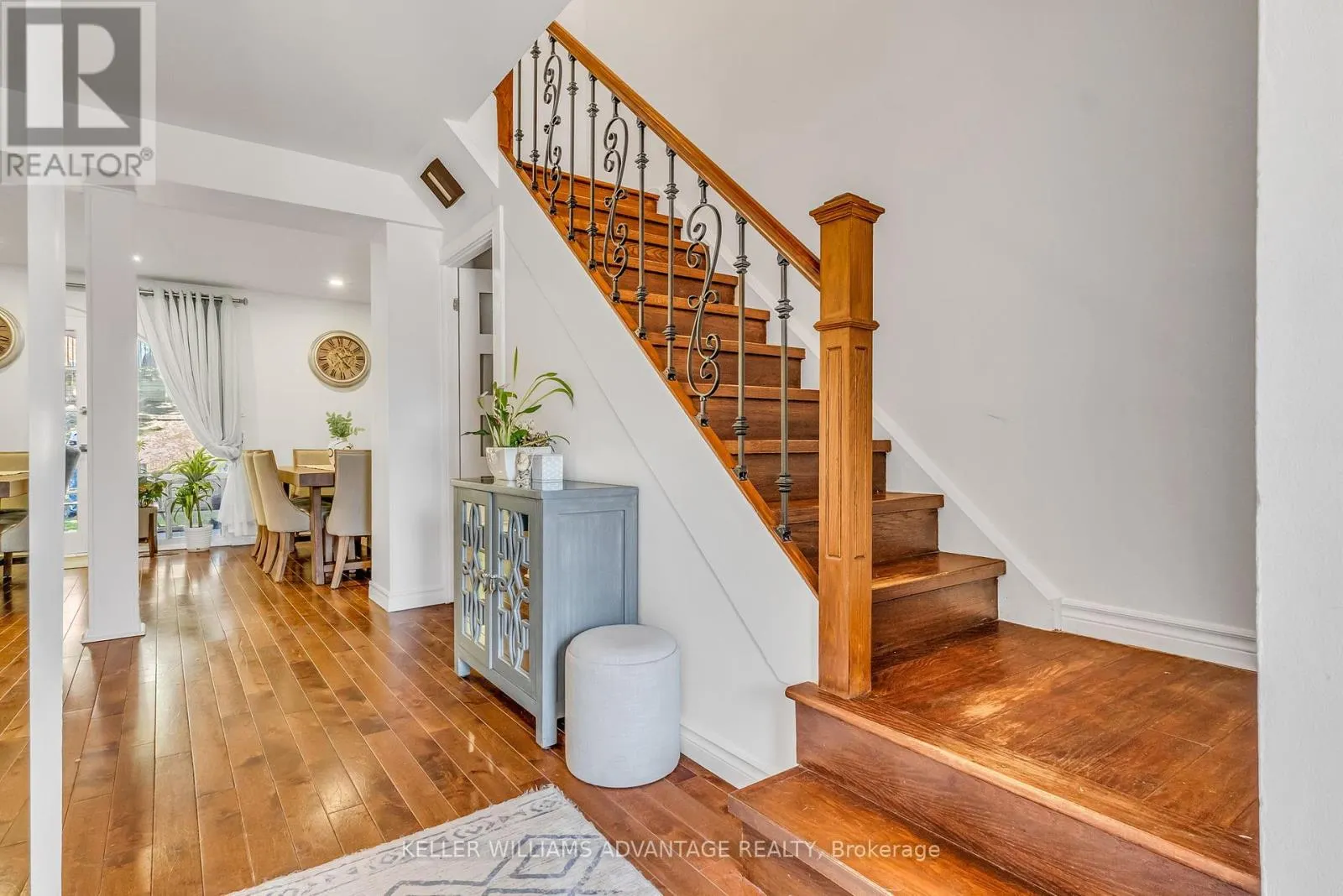 67 - 6 ESTERBROOKE AVENUE