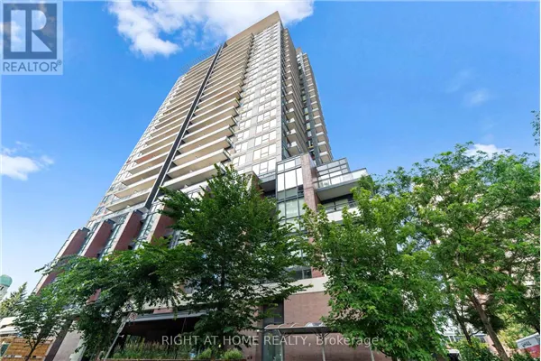 1005 - 225 SACKVILLE STREET, Toronto (Regent Park)