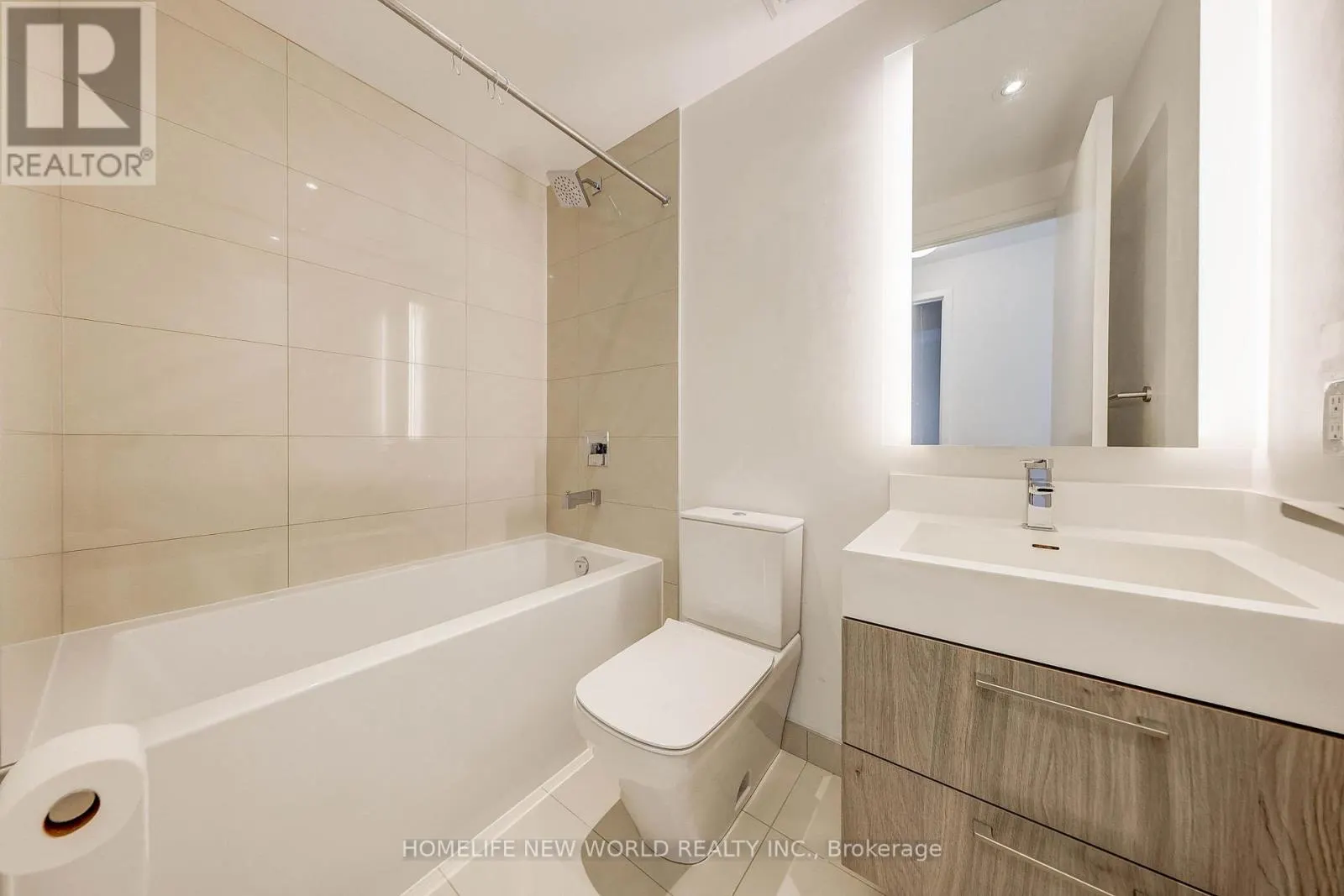 1212 - 1 YORKVILLE AVENUE