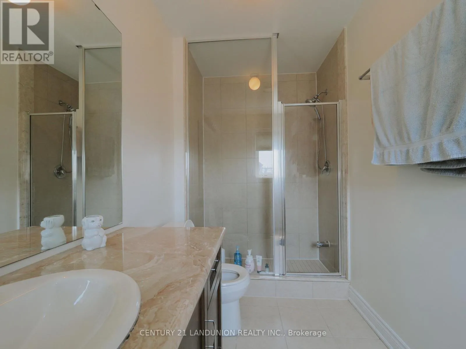 35 GOLDTHREAD TERRACE