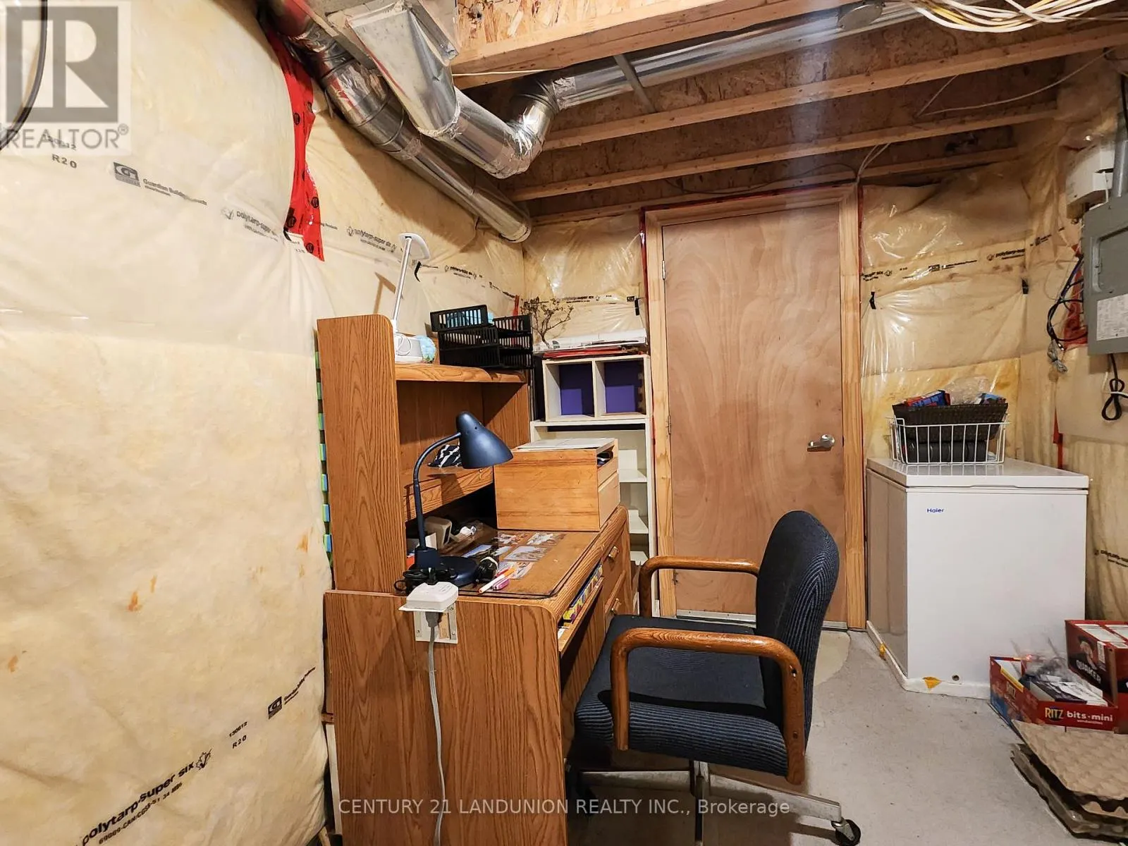35 GOLDTHREAD TERRACE