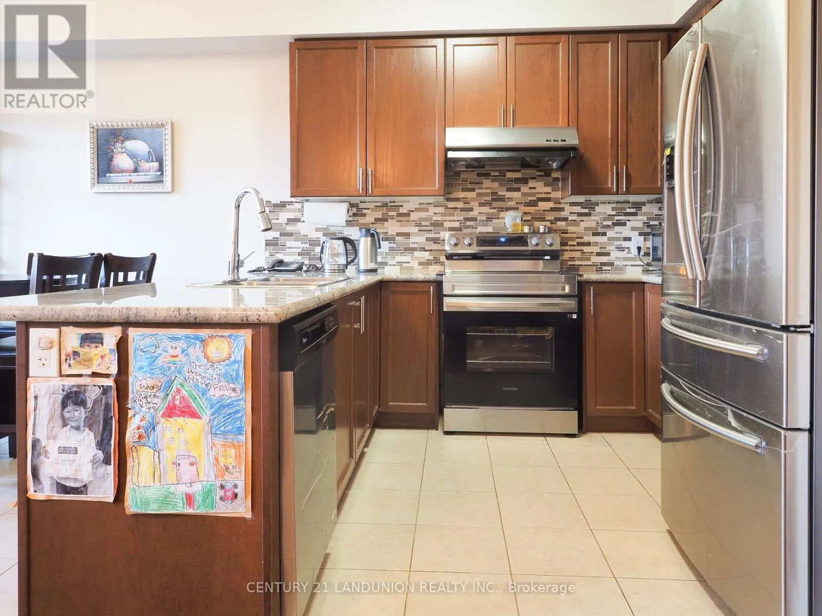 35 GOLDTHREAD TERRACE