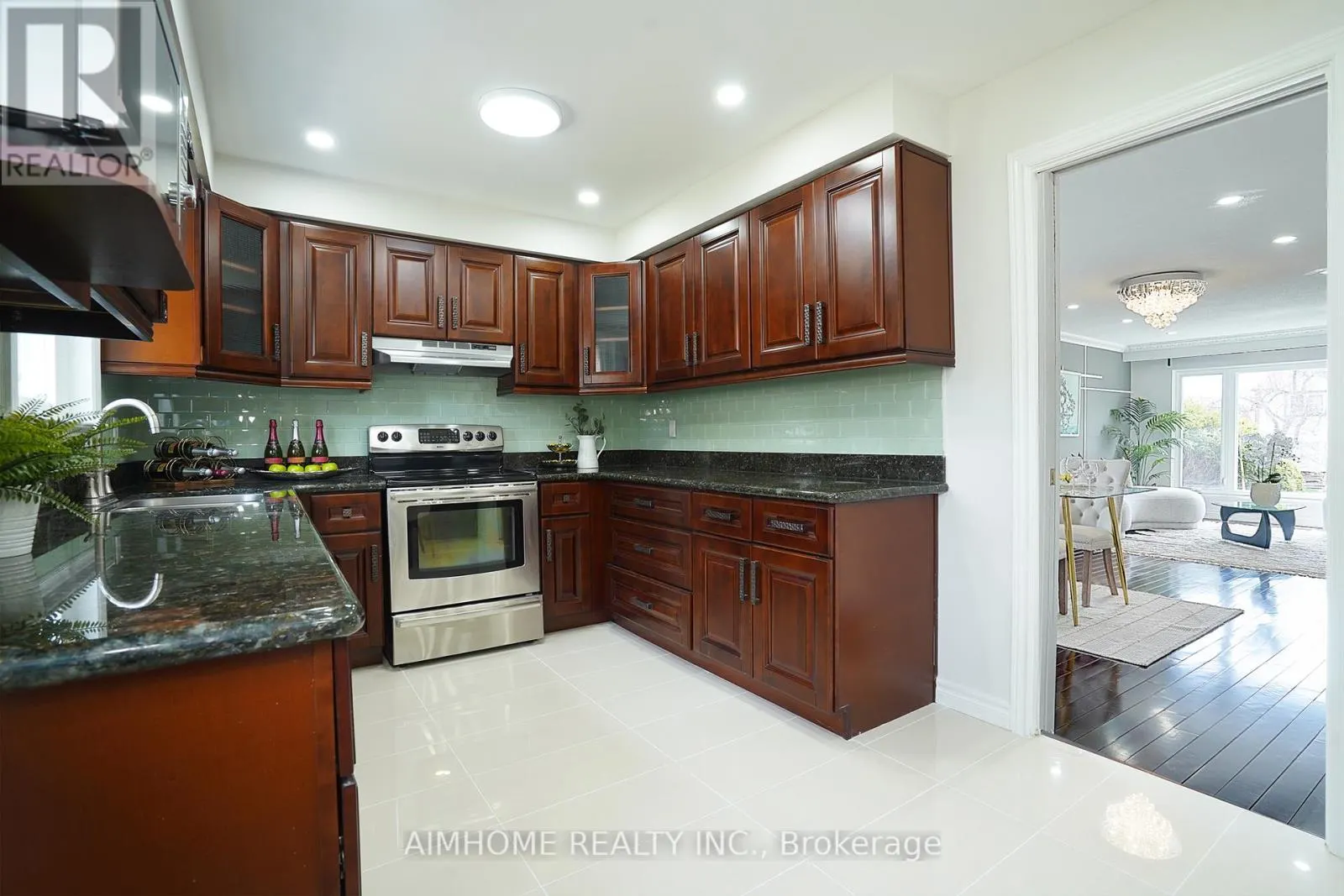 5 O'SHEA CRESCENT