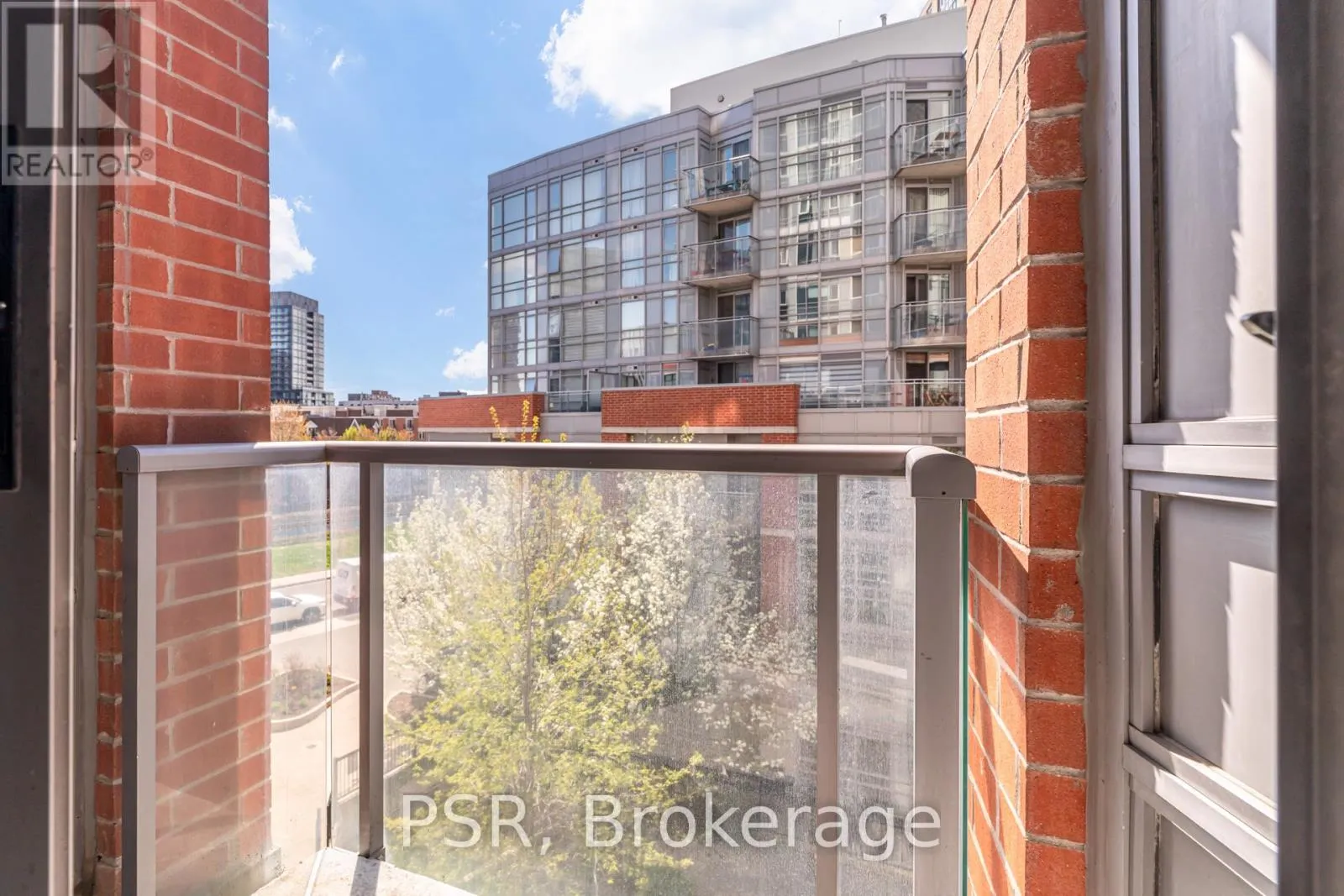 402 - 150 SUDBURY STREET