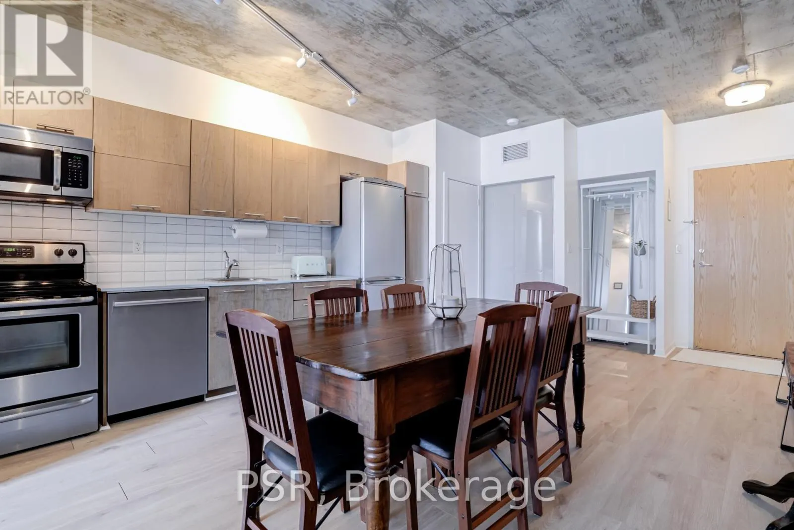 402 - 150 SUDBURY STREET
