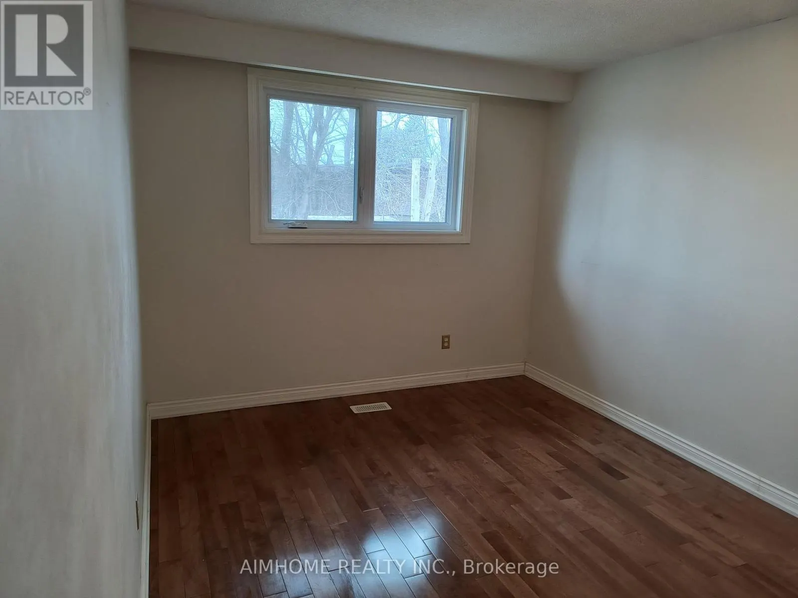 68 MENTOR BOULEVARD