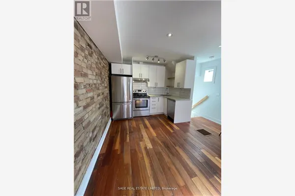 1 - 52 DELANEY CRESCENT