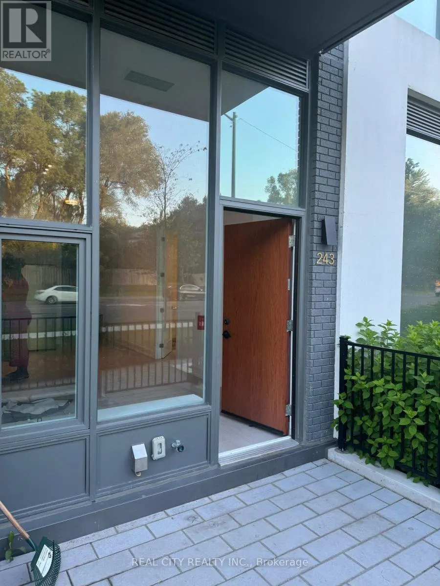 243 - 25 ADRA GRADO WAY
